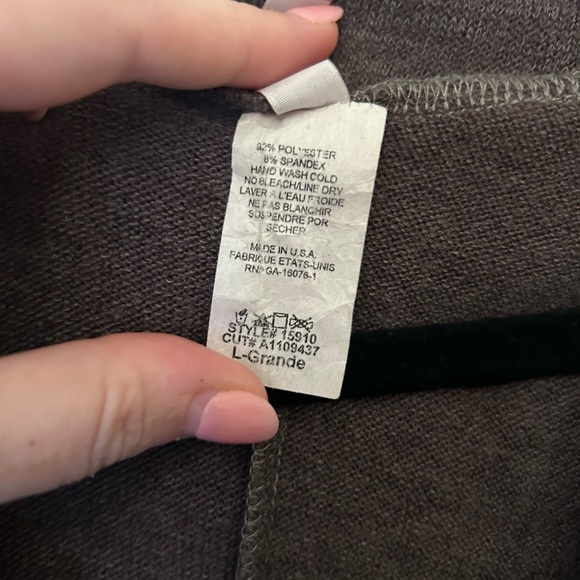 True Light Brown Cowl Neck Dolman Short Sleeve Sweater. Size L - Picture 3 of 5